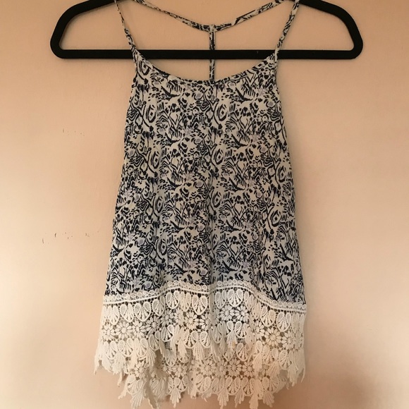 Backless Top - Picture 2 of 5